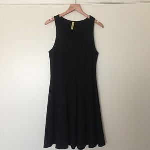 FINAL TOUCH Little Black Dress - M